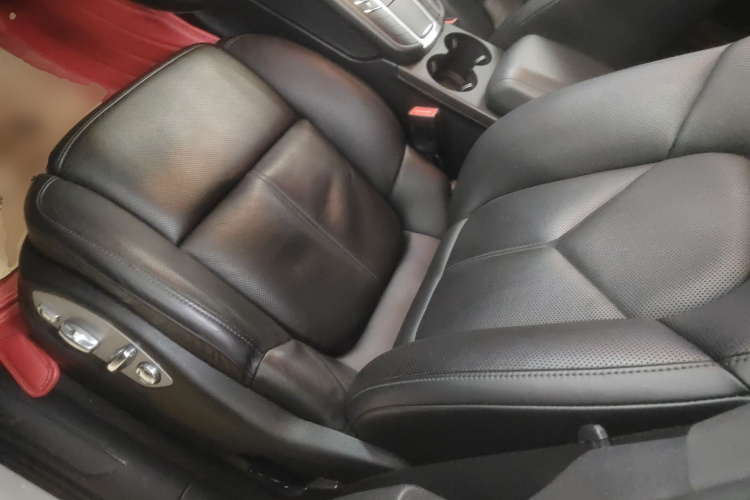 保时捷 2017款  Macan 2.0T中控内饰19