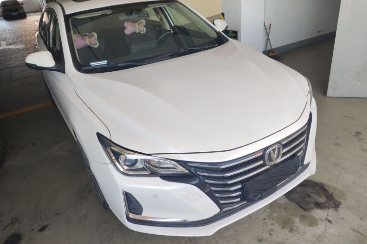 长安 锐程CC 2020款 1.5T 自动潮锐型车身外观3