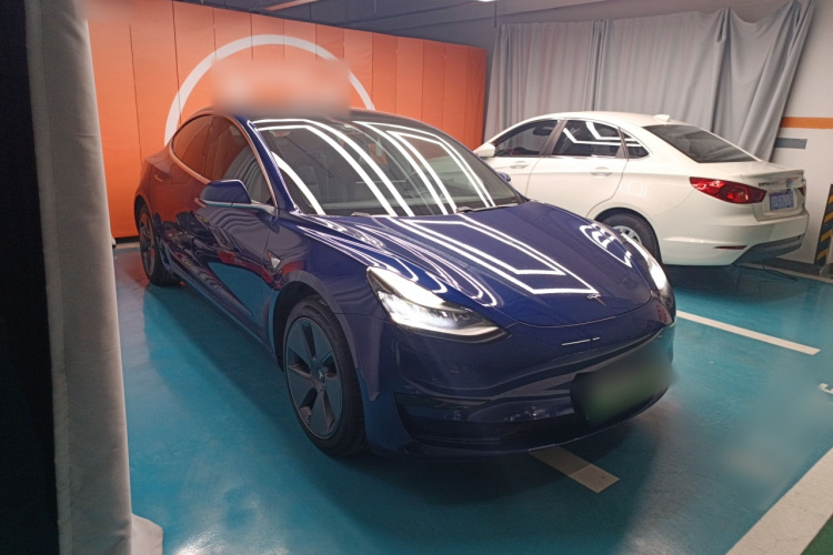 特斯拉 Model 3 2020款 标准续航后驱升级版车身外观3