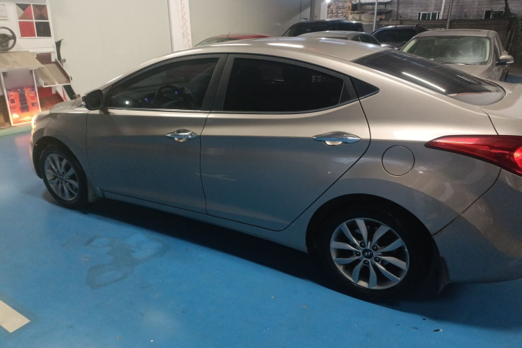 现代 朗动 2015款 1.6L 手动领先型车身外观4