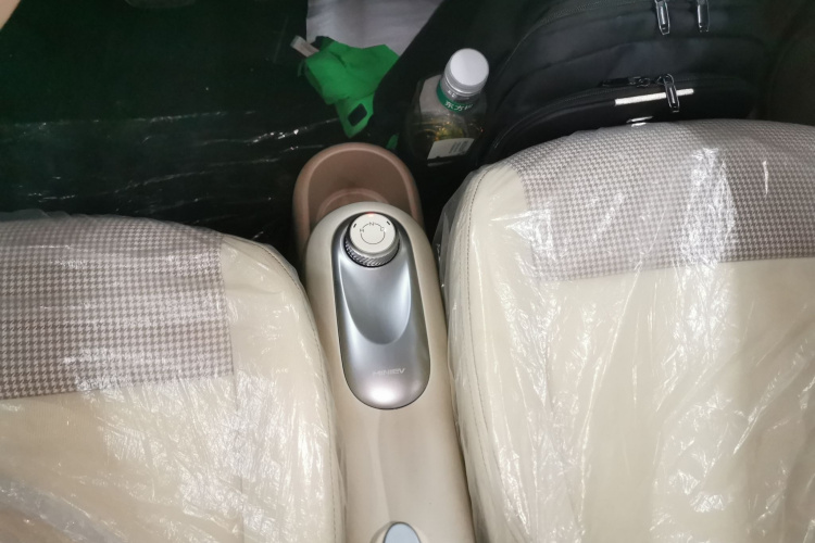 五菱汽车 宏光MINIEV 2025款 四门版 进阶款局部细节18