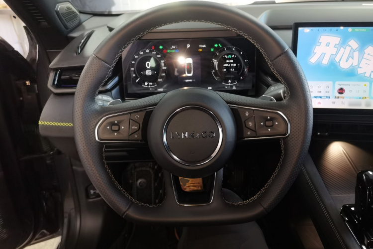 领克03 2023款 1.5TD DCT劲Pro中控内饰13