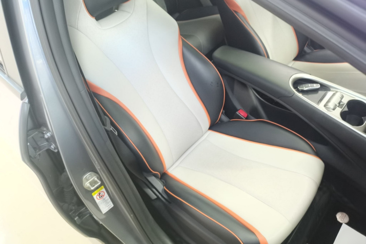 比亚迪 海豚 2021款 405km 时尚版局部细节41