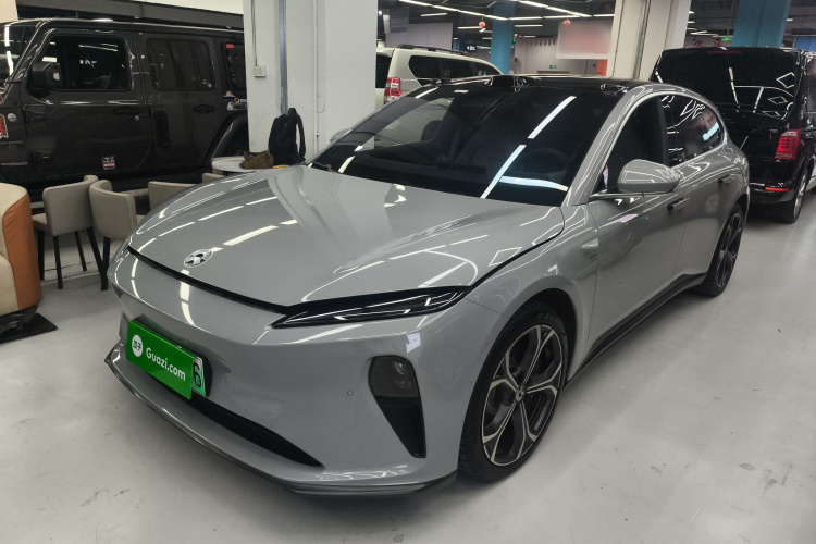 蔚来ET5T 2023款 75kWh Touring车身外观1
