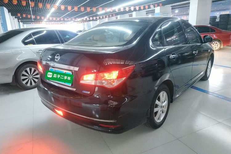 日产 轩逸 2012款 经典 1.6XE 手动舒适版车身外观7