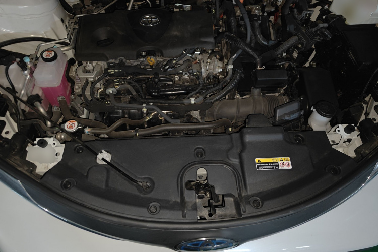 丰田 格瑞维亚 2023款 2.5L混动 舒适版局部细节24