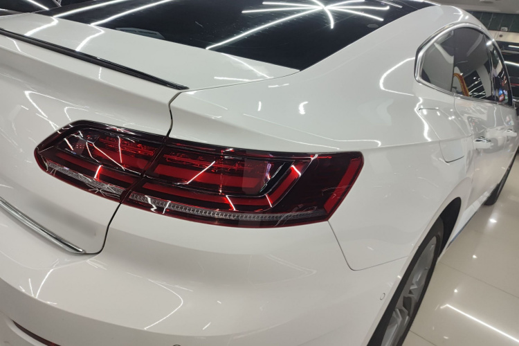 一汽-大众CC 2024款 380TSI 夺目版车身外观9