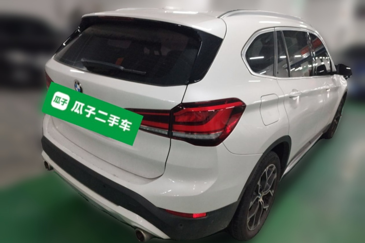 宝马X1 2020款 sDrive20Li 尊享型车身外观6005