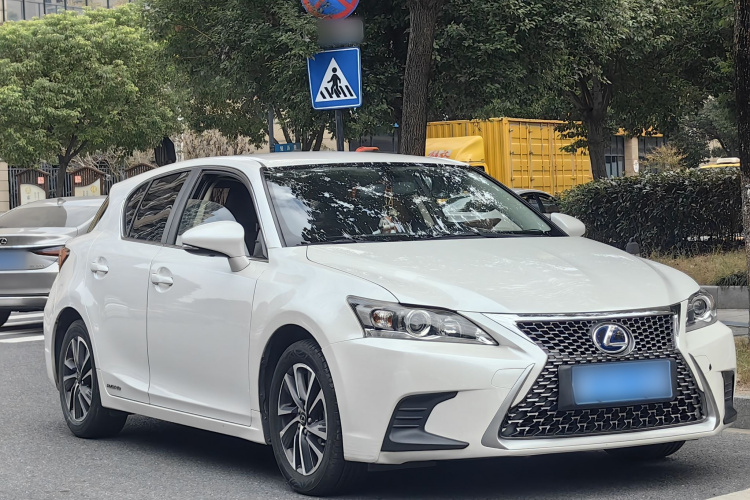 雷克萨斯CT 2017款 CT200h 精英版 单色 国V车身外观6006