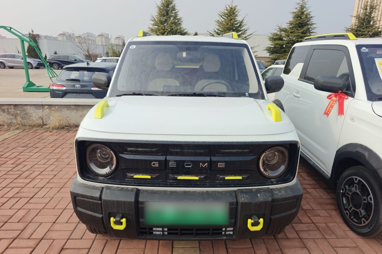 吉利银河 2025款 210km 熊猫骑士车身外观2