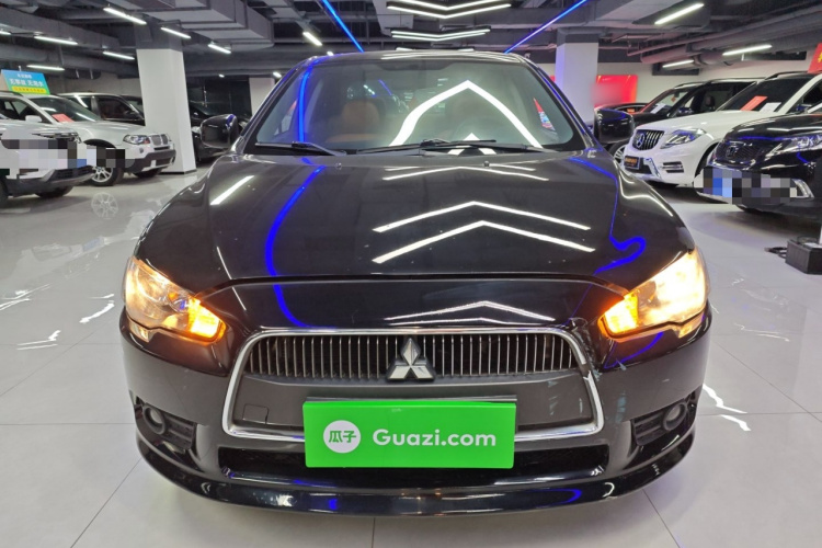 三菱 翼神 2013款 时尚版 1.8L CVT舒适型车身外观6001