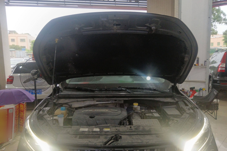 广汽传祺 传祺GS4 2021款 270T 自动科技纵享版局部细节24