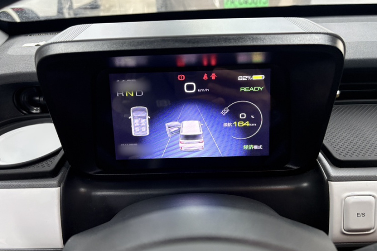 五菱汽车 宏光MINIEV 2022款 GAMEBOY 200km 玩咖款 磷酸铁锂局部细节14