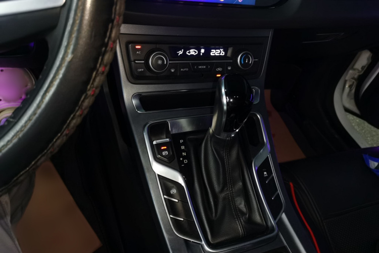 吉利汽车 帝豪 2020款 1.5L CVT向上版局部细节18