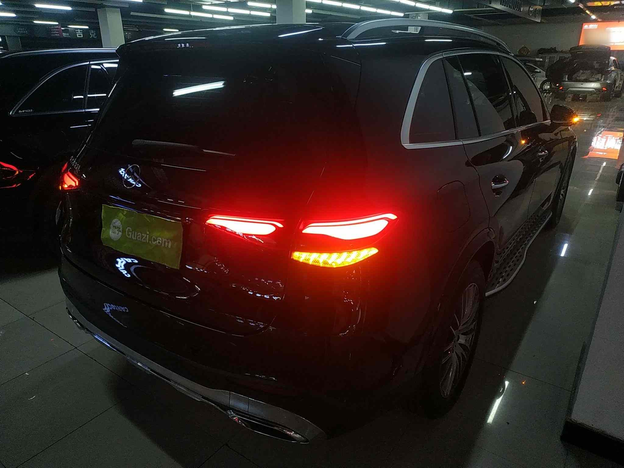 奔驰GLC 2025款 GLC 300 L 4MATIC 动感型 5座(5)