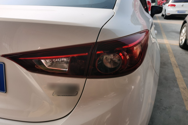 马自达3 昂克赛拉 2016款 三厢 1.5L 自动豪华型车身外观6006