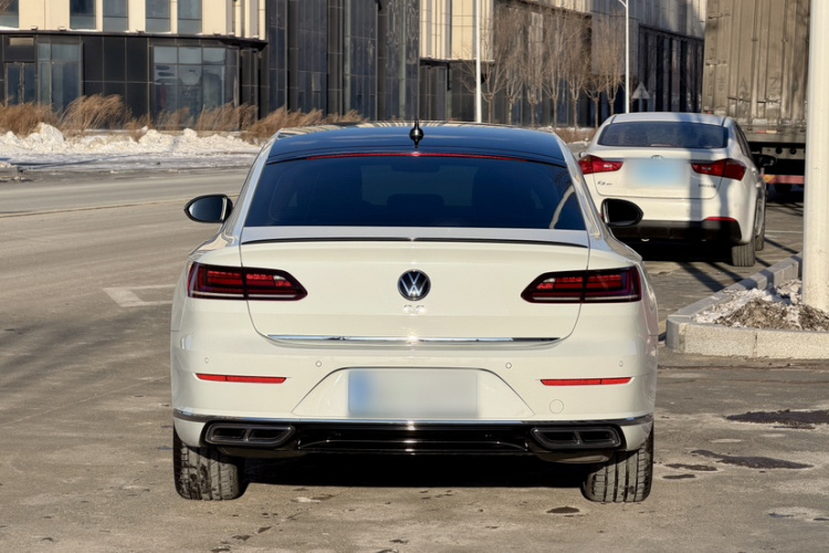 一汽-大众CC 2023款 330TSI 炫目版车身外观6002