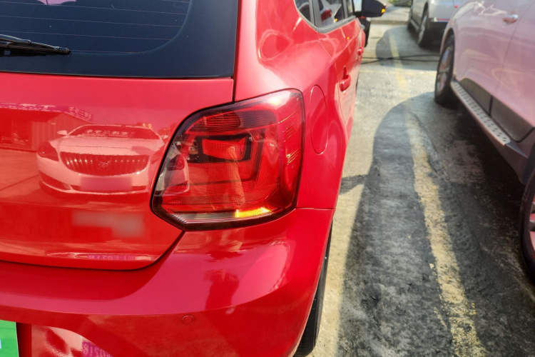 大众 Polo 2018款 1.5L 手动安驾型车身外观9