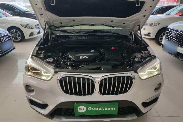 宝马X1 2019款 xDrive20Li 尊享型机舱底盘24