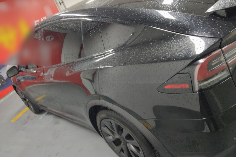 特斯拉 Model X 2023款 双电机全轮驱动版车身外观6003