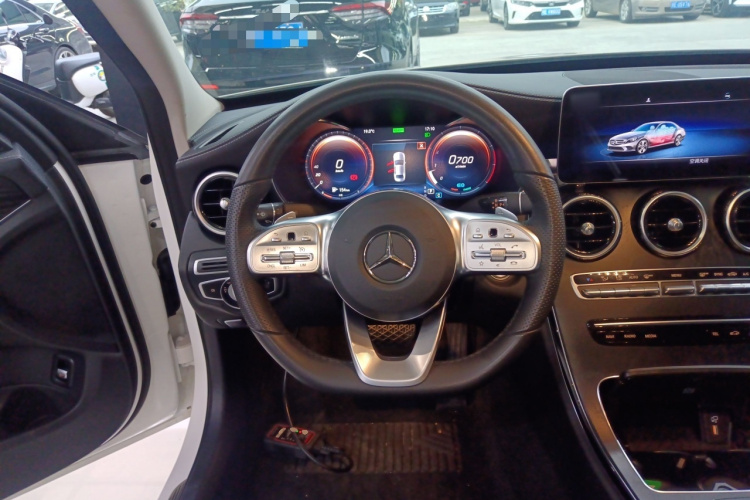 奔驰C级 2021款 C 260 L 运动版局部细节13