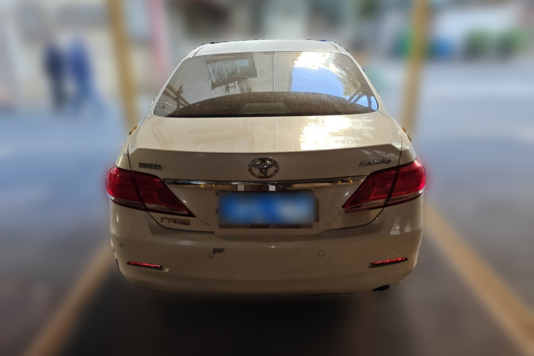 丰田 凯美瑞 2010款 200G NAVI豪华导航版车身外观6