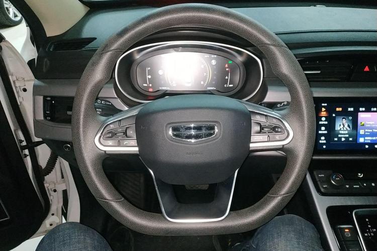 吉利汽车 博越 2021款 1.8TD DCT两驱亚运舒适版中控内饰13