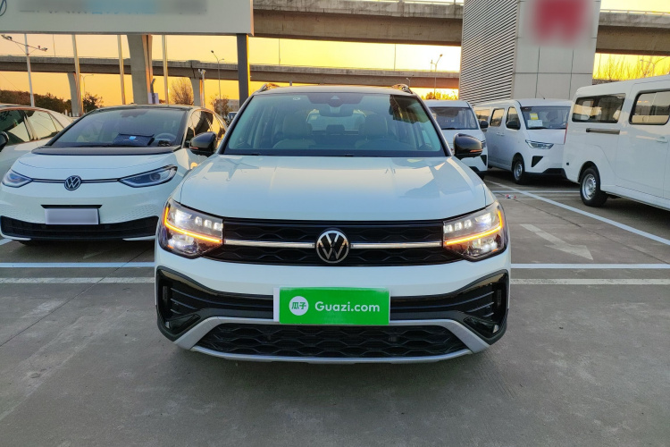 大众 途岳 2024款 300TSI 两驱月尊版车身外观2