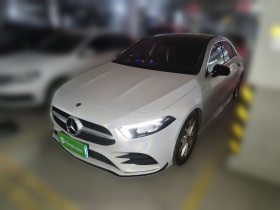 奔驰A级 2021款 A 200 L 运动轿车时尚型