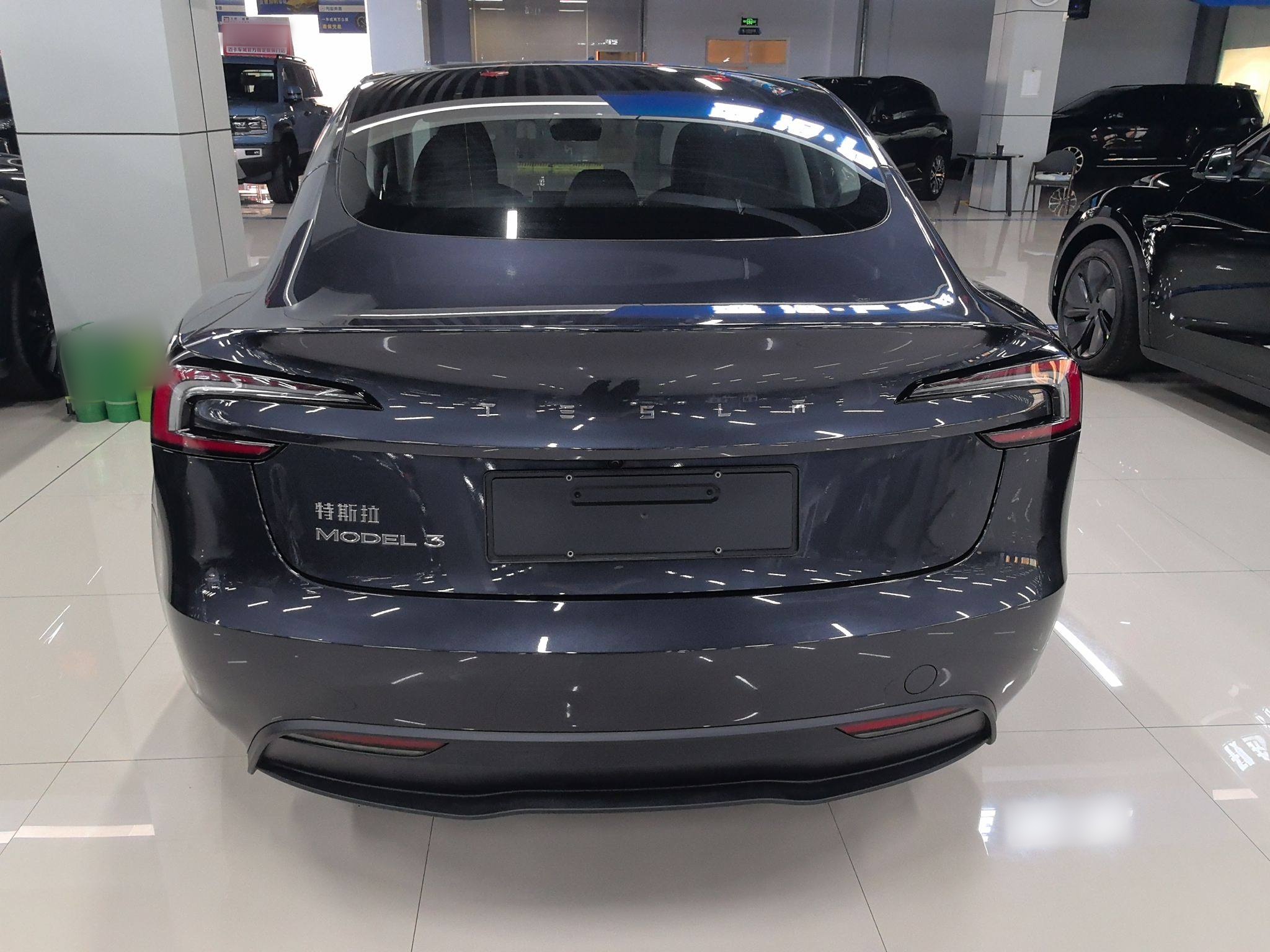 特斯拉 Model 3 2025款 后轮驱动版