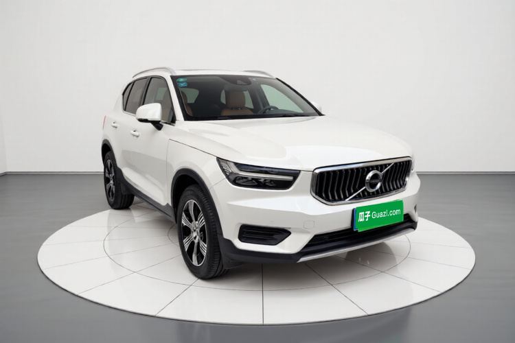 沃尔沃XC40 2020款 T3 智远豪华版车身外观3