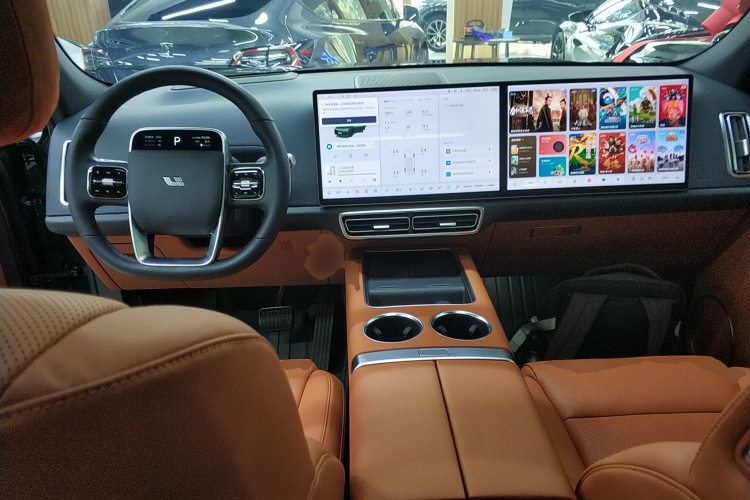 理想汽车 理想L7 2023款 Pro中控内饰12