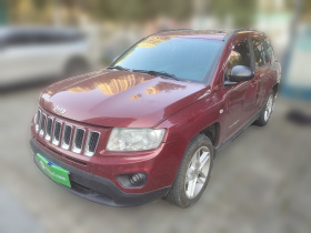 Jeep 指南者(进口) 2012款 2.4L 四驱都市版