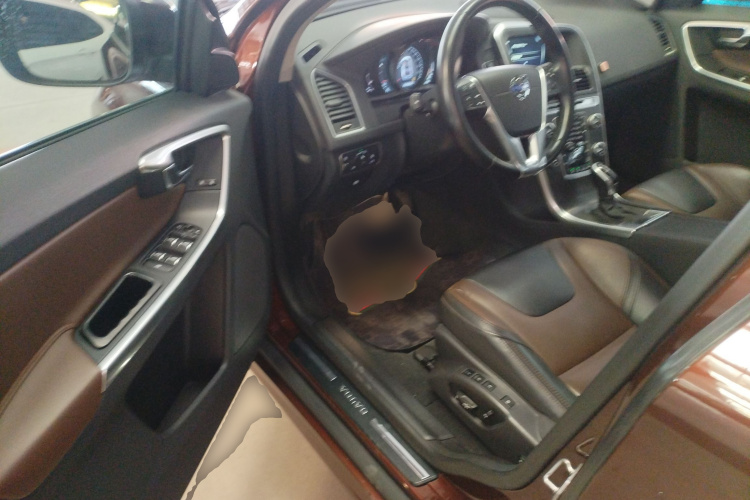 沃尔沃XC60 2015款 T5 AWD 智远版中控内饰20