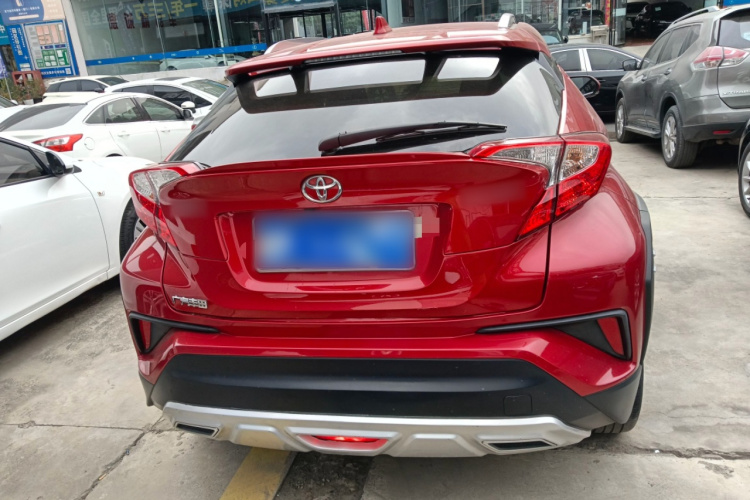 丰田C-HR 2018款 2.0L 酷越领先版 国V车身外观6