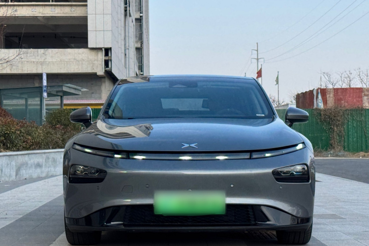 小鹏P7 2022款 480N+车身外观6004