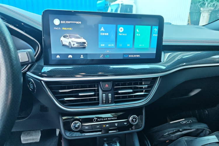 福特 福克斯 2022款 三厢 EcoBoost 180 自动ST Line局部细节16