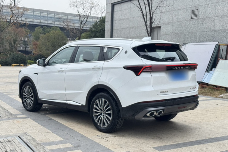 捷途X70 PLUS 2024款 冠军版 1.5T DCT冠军MAX+ 7座车身外观6003