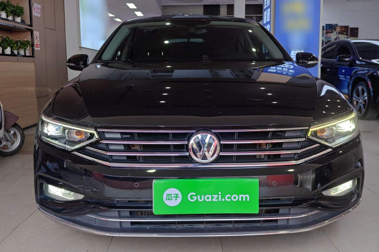 大众 迈腾 2020款 330TSI DSG 豪华型车身外观2