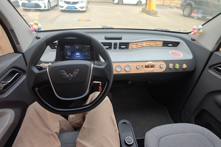 五菱汽车 宏光MINIEV 2021款 马卡龙臻享款 磷酸铁锂中控内饰7002