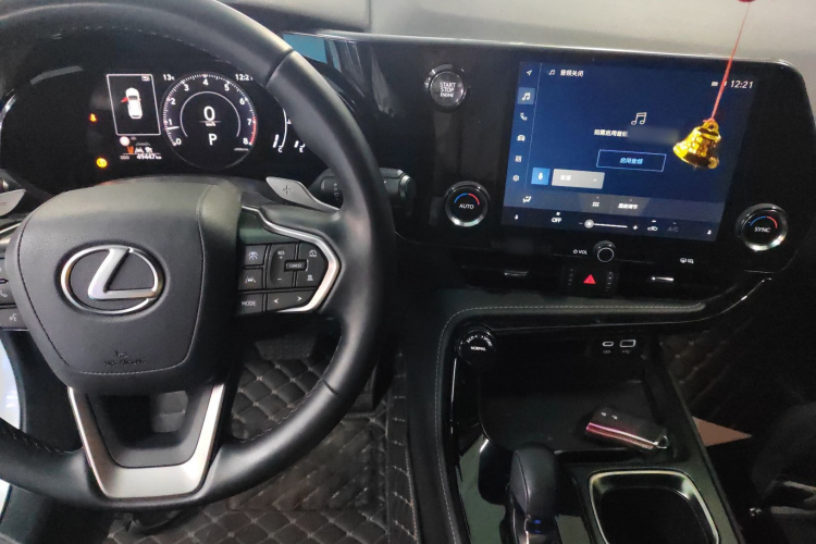 雷克萨斯NX 2023款 260 前驱 创驰版中控内饰12