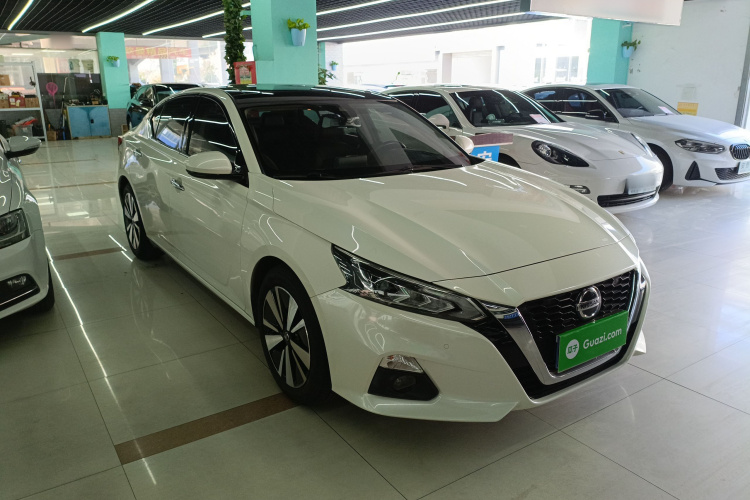 日产 天籁 2020款 2.0T XL Upper AD1 智享领航版车身外观3