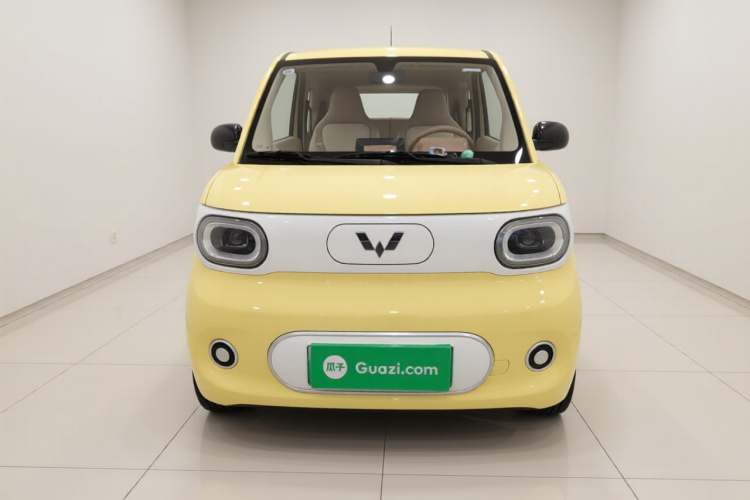 五菱汽车 宏光MINIEV 2024款 第三代 215km 青春版车身外观2