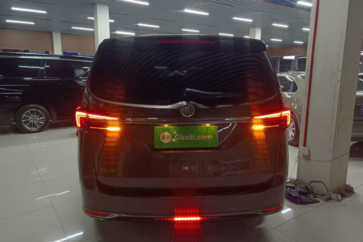 别克GL8 2023款 陆上公务舱 舒适型车身外观6004