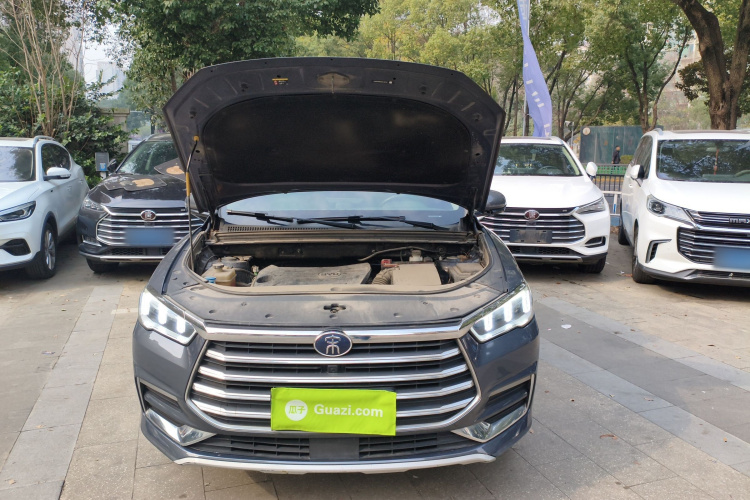 比亚迪 宋Pro 2019款 1.5T 自动精英型机舱底盘24