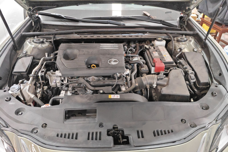 雷克萨斯ES 2024款 200 臻享版局部细节24