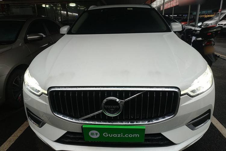 沃尔沃XC60 2020款 T5 四驱智远豪华版车身外观2