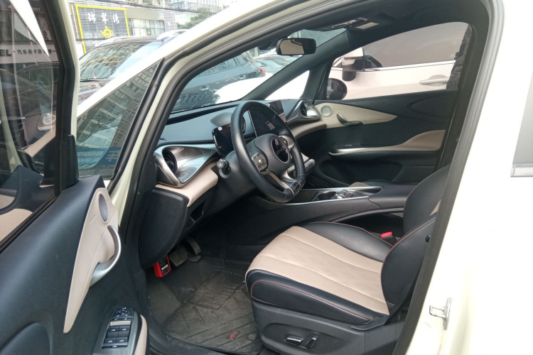 比亚迪 海豚 2024款 荣耀版 420km 时尚版中控内饰7003