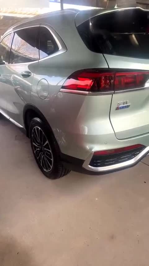 魏牌 拿铁DHT 2022款 1.5T DHT超大杯讲解2