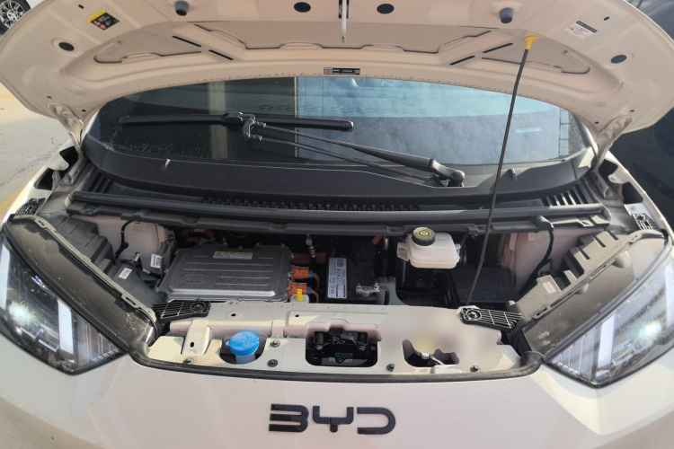 比亚迪 海鸥 2024款 荣耀版 405km 飞翔版机舱底盘24